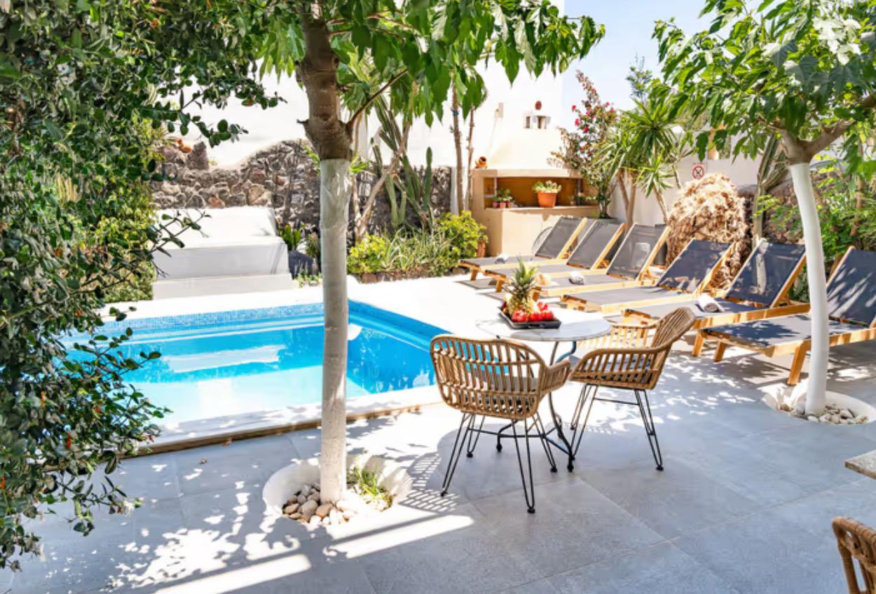 Danae Villa — Garden & Pool
